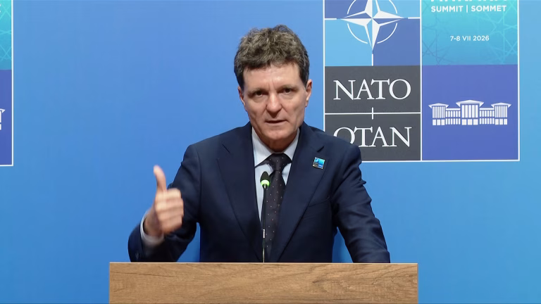 Nicușor Dan la NATO: vrem mai mulți americani în România