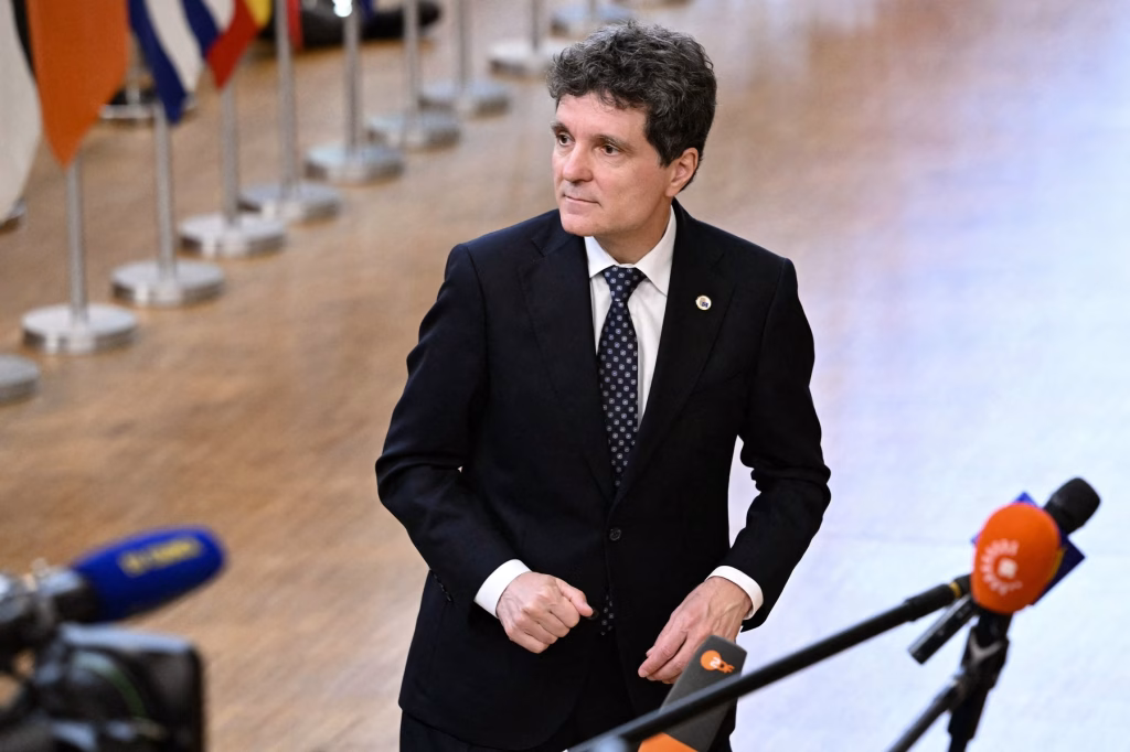 Nicușor Dan: „Nu sunt MAGA” - Politica