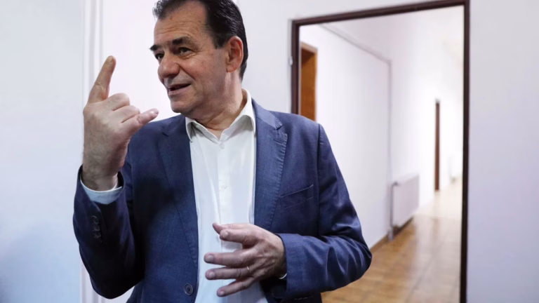 Orban: Nicușor Dan, pus la zid de propriul partid
