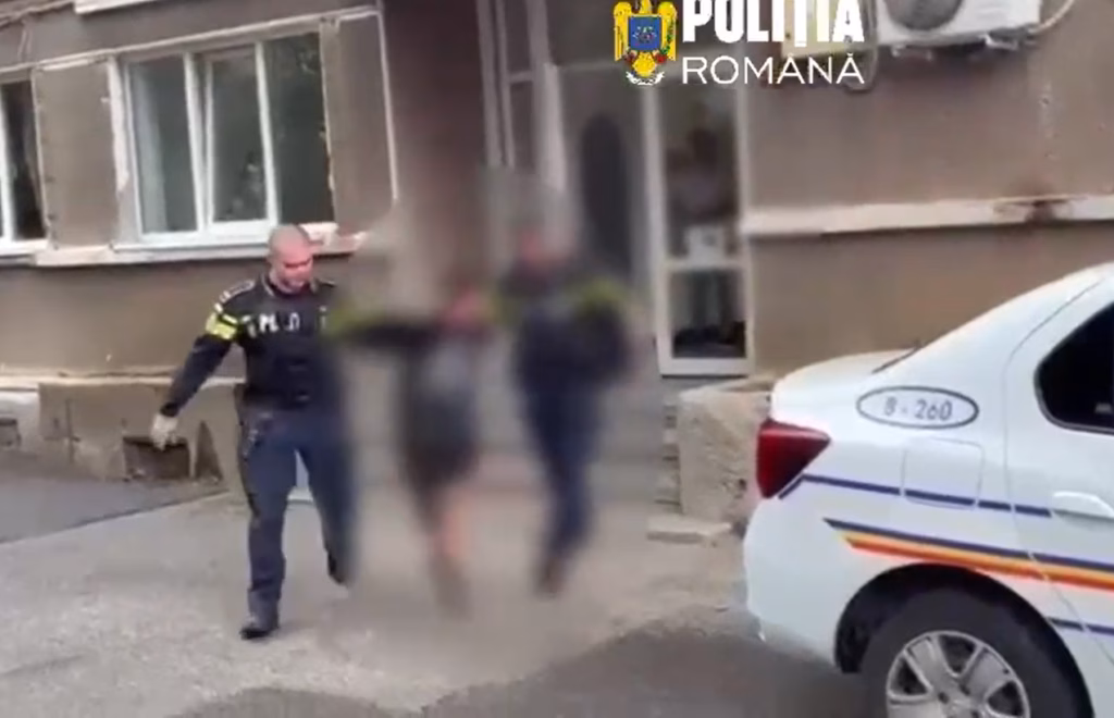 Prins după ce a aruncat cuțitul sub o mașină: un agresor reținut în sectorul 2 - Politica