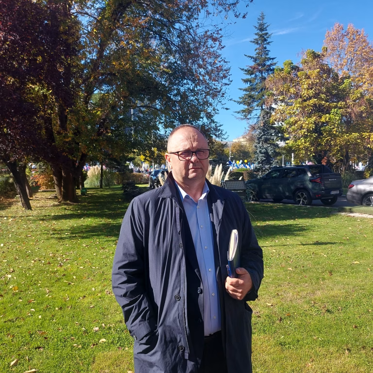 Sindicaliștii CFR îl cheamă pe Miruță în depouri: “Vino să vezi cu ochii tăi”