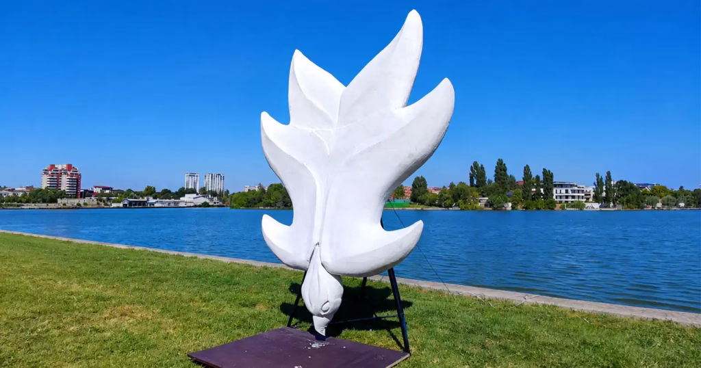 Brâncuși prinde lumină și zbor la Balkanik, în Parcul Tei - Cultura