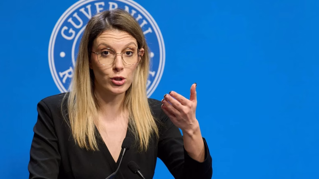 Buzoianu vrea legi mai dure pentru rețelele sociale - Politica