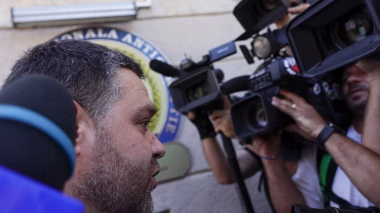 Ciucu contestă controlul judiciar, vrea liber la Bruxelles