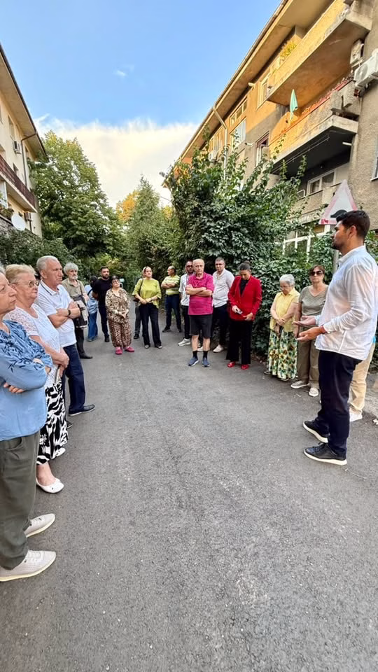 Discuții pe teren la asociațiile din zona Ion Mihalache - Bucuresti