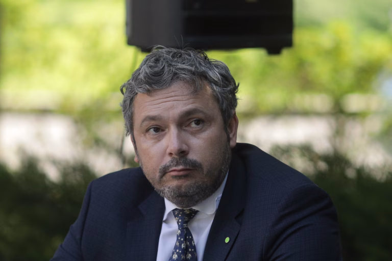 Fost ministru: găsești oameni buni, dacă vrei