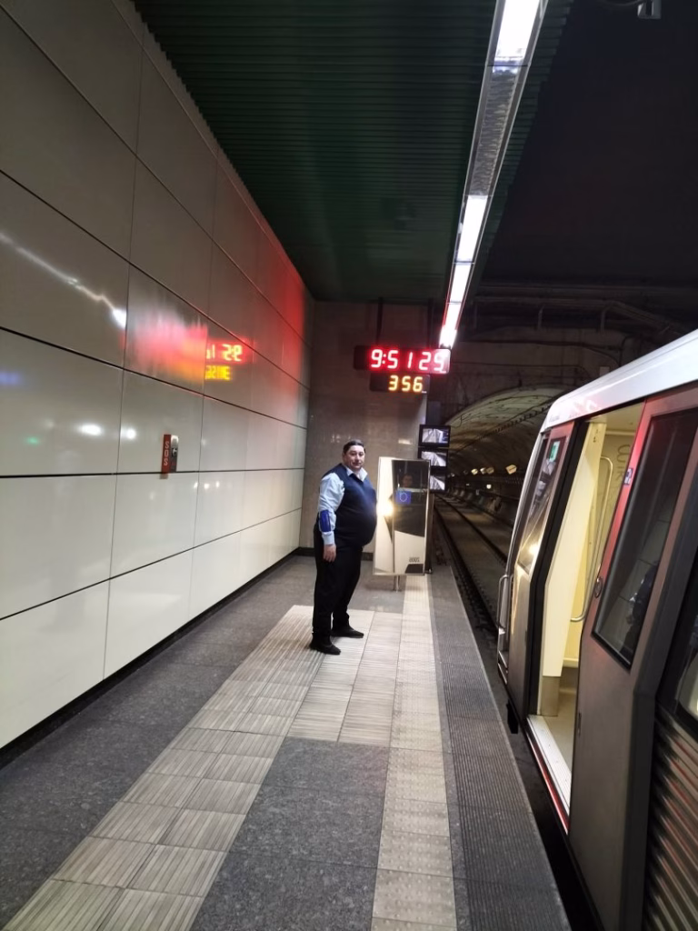 Metroul riscă să rămână fără curent, din cauza unei datorii uriașe - Bucuresti