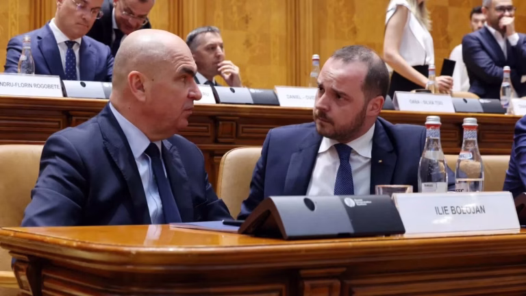 Rogobete îl ceartă pe Bolojan pe tema medicamentelor generice