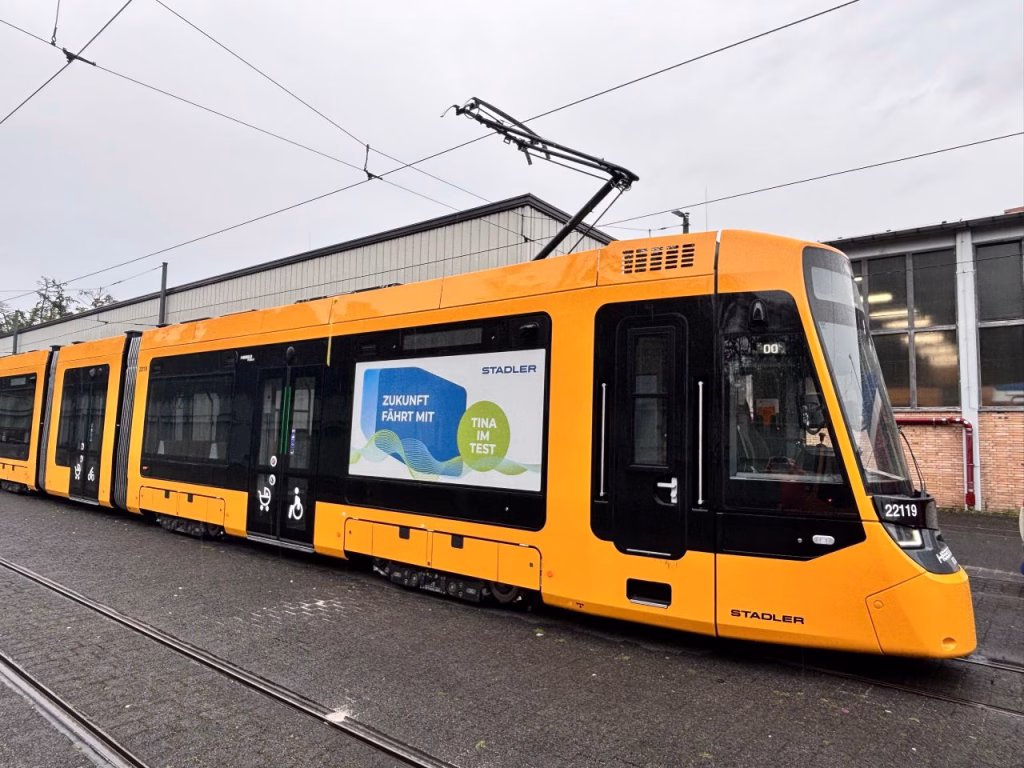 Tramvaiele Stadler TINA, bătaie de cap cu vibrațiile în Germania - Bucuresti