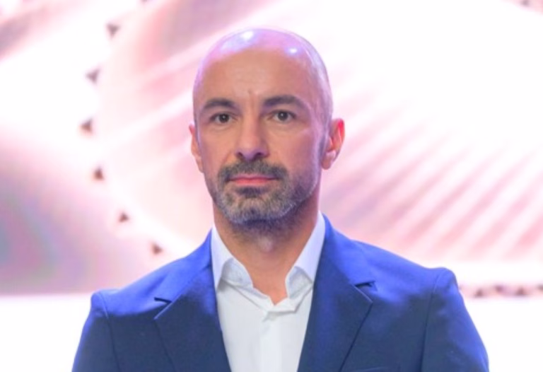 Un antreprenor rupe tăcerea: școala nu ține pasul cu AI-ul