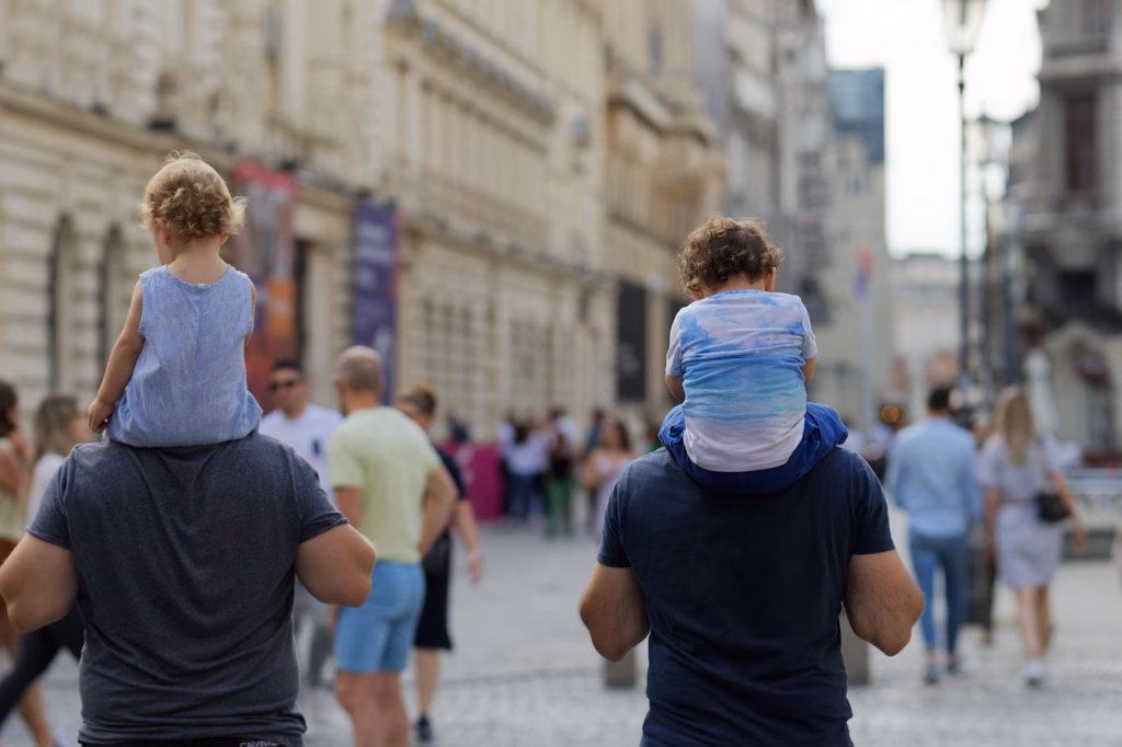 Weekend cu distracție în Parcul Tei, Sectorul 2 - Bucuresti (Stock photo)