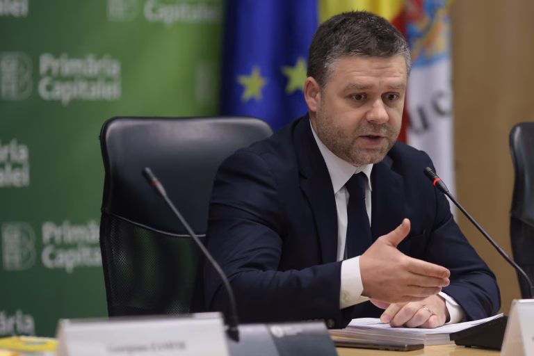 Ciucu vrea Guvern cu puteri depline, nu unul interimar