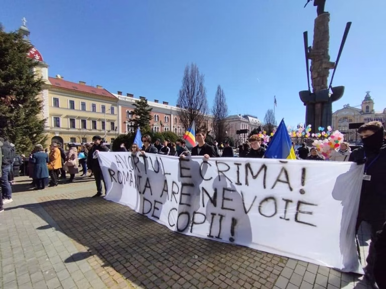 Cluj: incendiu exploatat pentru ură anti-romi la Pata Rât