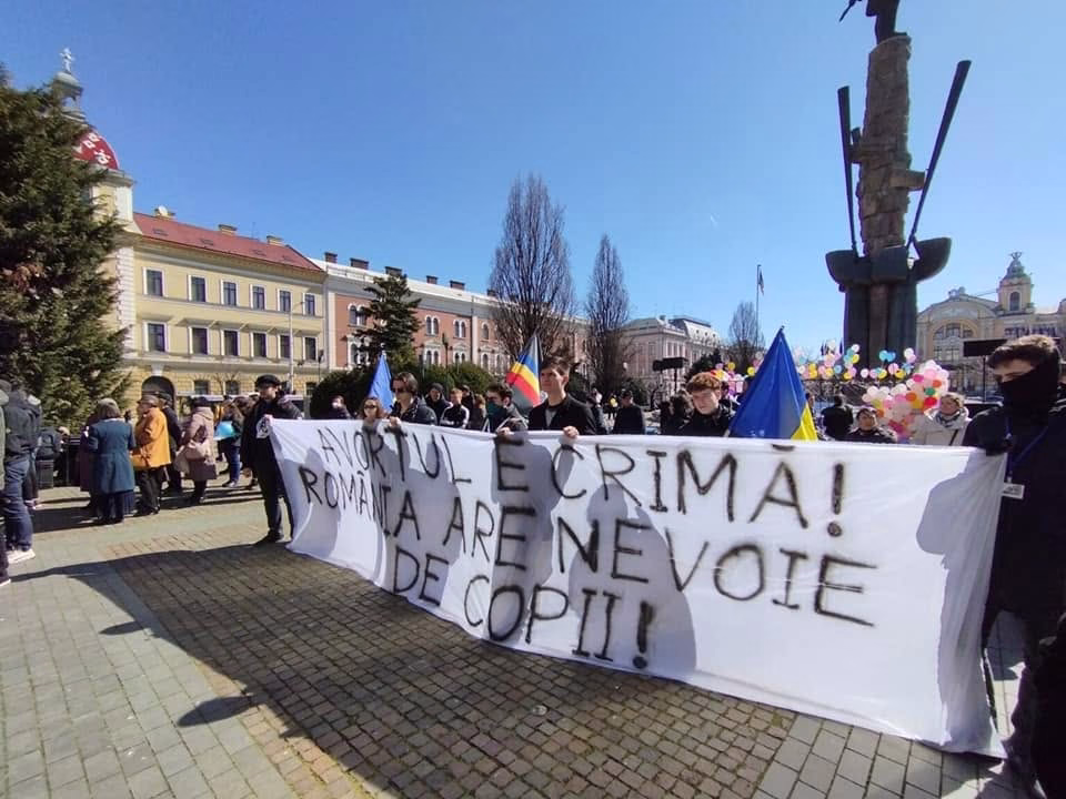 Cluj: incendiu exploatat pentru ură anti-romi la Pata Rât - Politica
