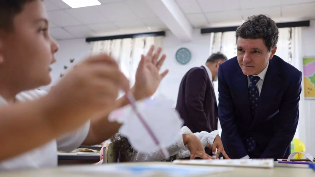 Dan, despre PISA 2025: „E dramatic” pentru școala română - Politica