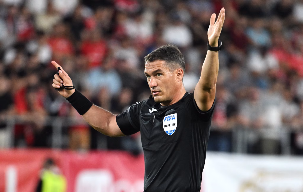 Dinamo - FCSB: Kovacs, de trei ori la VAR în zece minute - Sport