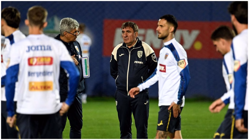Hagi aduce familiile în cantonament după umilința cu Bosnia - Sport