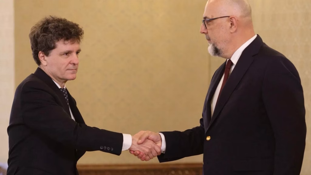 Hunor premier? Varianta care ar împăca toată lumea - Politica