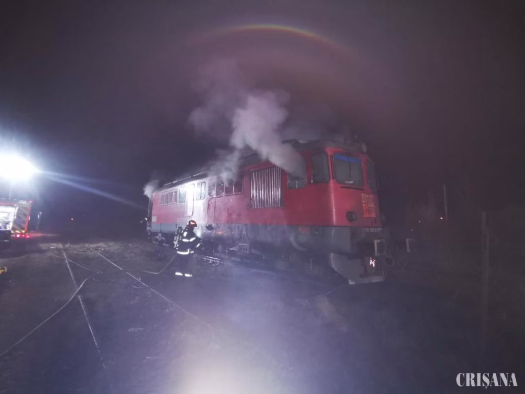 Incendiu pe calea ferată spre mare, lângă Fetești - Bucuresti