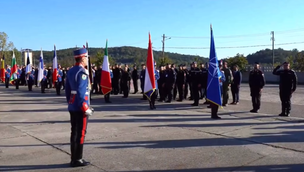 Militari din 19 țări, exerciții NATO în patru județe din România - Politica
