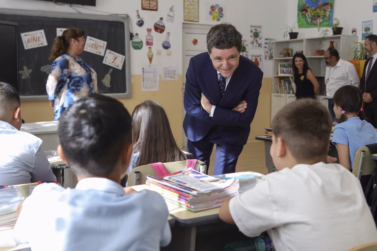 Nicușor Dan, îngrijorat de România de la raportul PISA