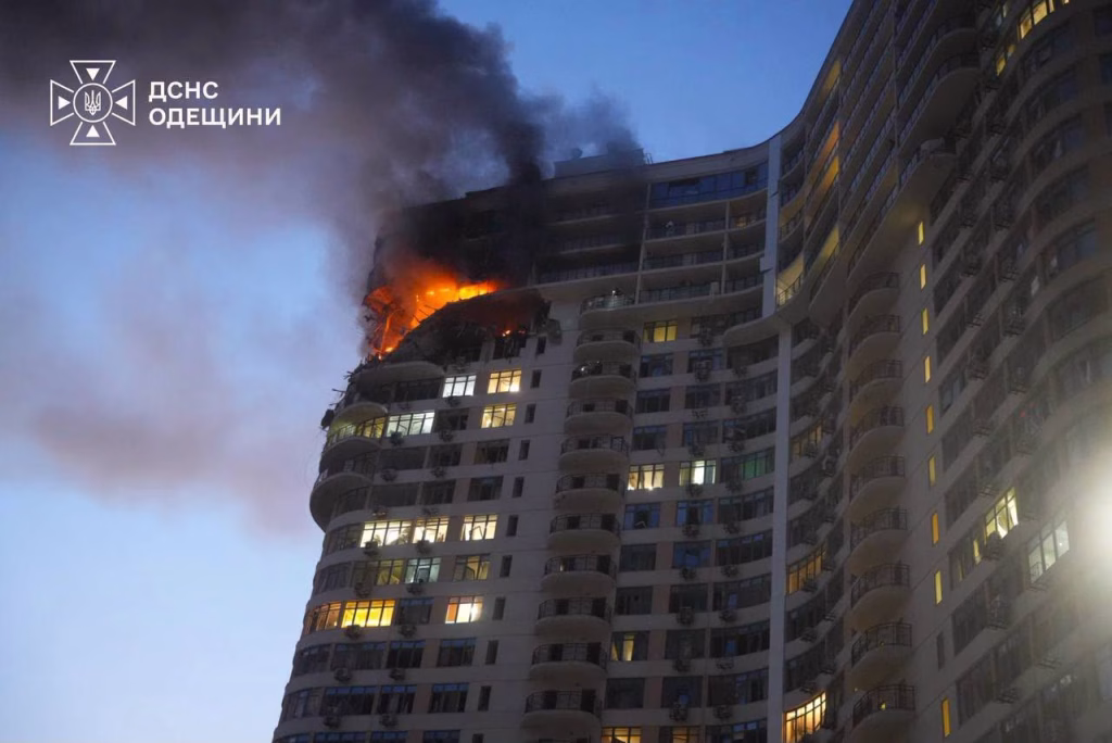 Zelenski: atacuri constante peste noapte, tragedie în Odesa - Politica