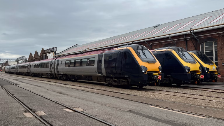 Alstom modernizează trenurile Voyager din Marea Britanie