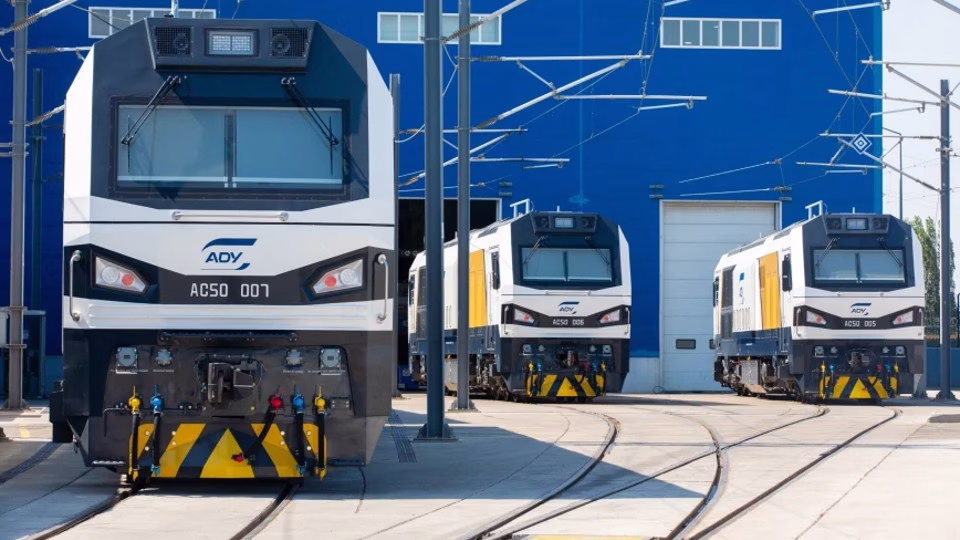 Azerbaidjanul își ia locomotive chinezești noi-nouțe - Bucuresti