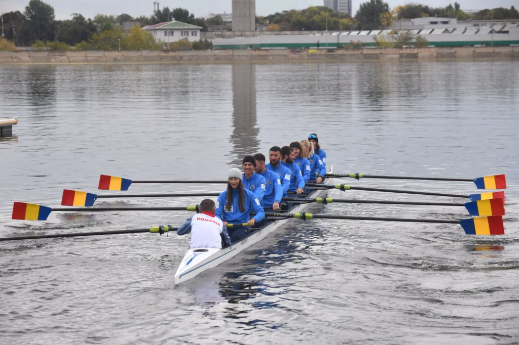 Canotaj de elită pe Lacul Morii, în noiembrie - Bucuresti