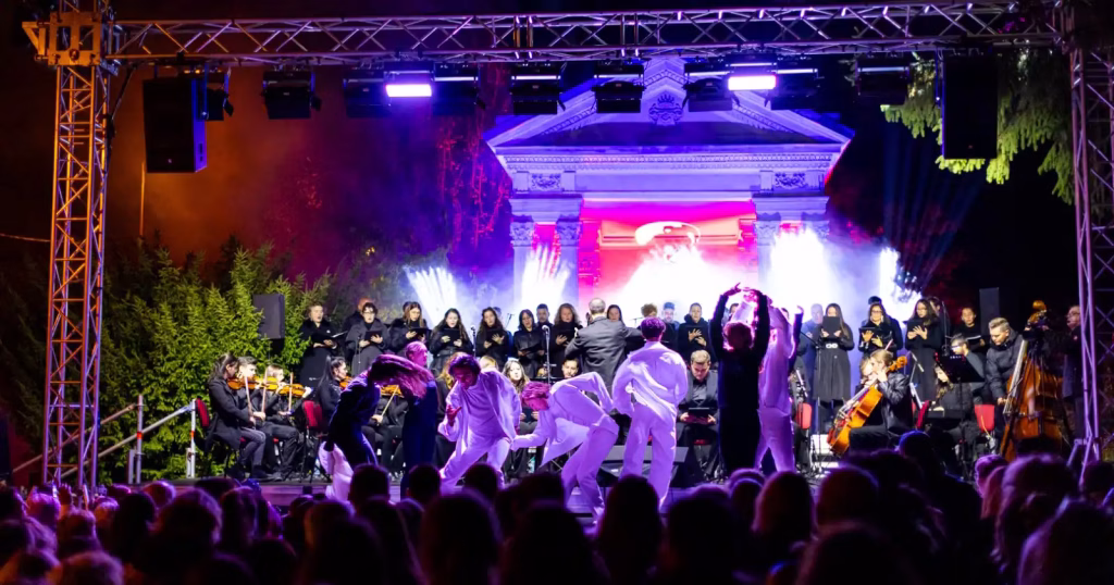 Cluj-ul face Requiem printre morminte: Scena Urbană revine în noiembrie - Cultura