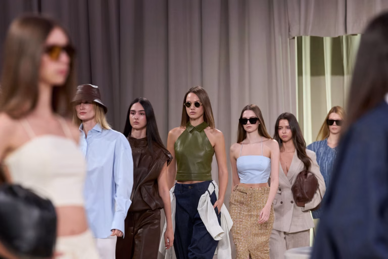 Dualité la BFW: o femeie, două garderobe, un stil