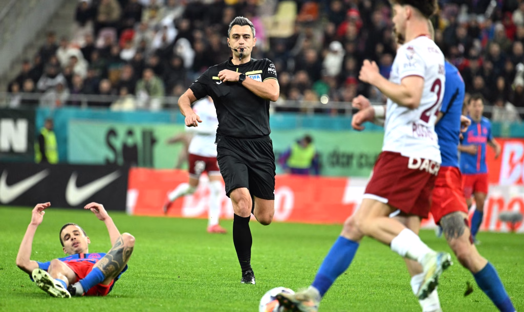 Feșnic la centru la derby-ul FCSB-Rapid, s-a stabilit brigada - Sport