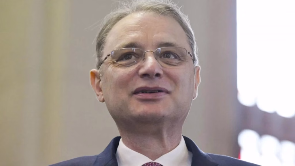 Fum alb la Guvern? Anticipatele grăbesc o decizie - Politica