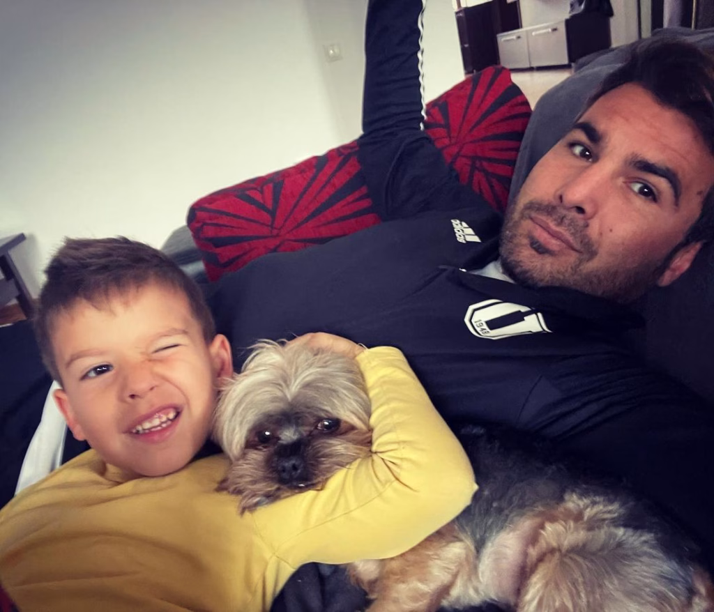 Mutu îl plătește pe Tiago să-și facă patul. Lecția de bani - Sport