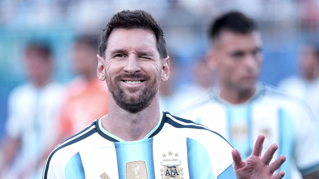 Portarul din Benin, fan Messi înainte de ultimul meci al starului - Sport