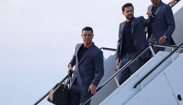 Ronaldo și-a făcut bagajele spre Portugalia, zice sursa