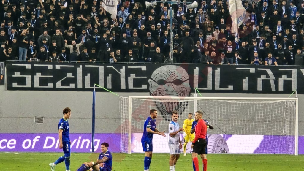 Scandal la Craiova: arbitrul, huiduit în meciul cu Getafe - Sport