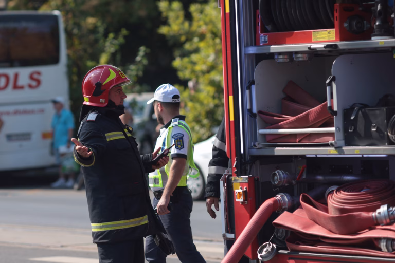 Sectorul 1 vrea corturi și cisternă pentru pompieri